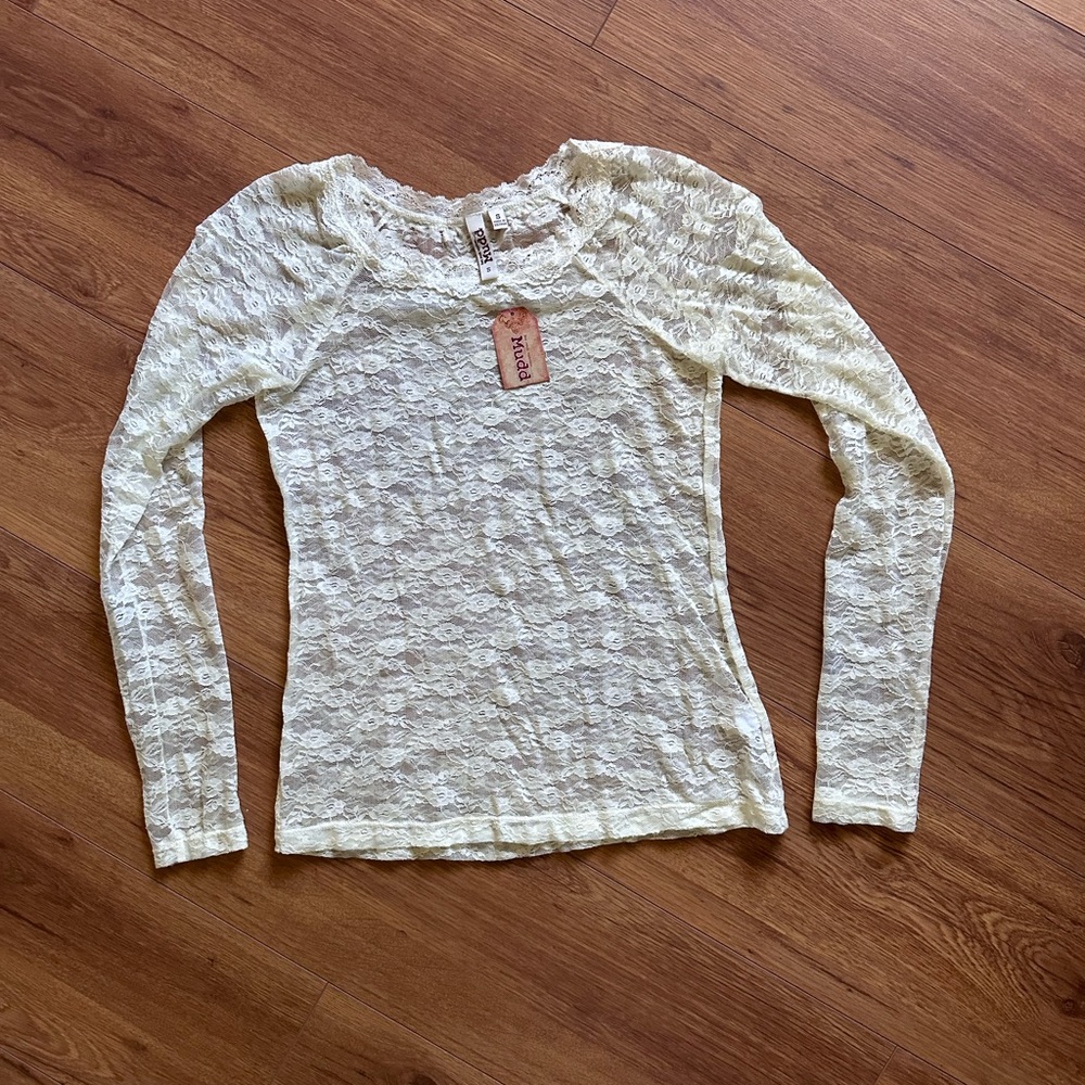 Mudd lace top